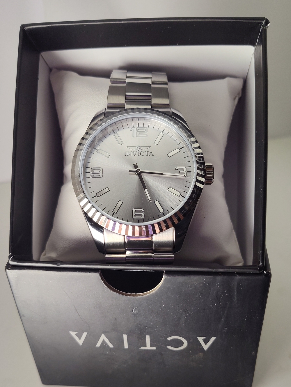 INVICTA MEN'S WATCH SILVER NEW